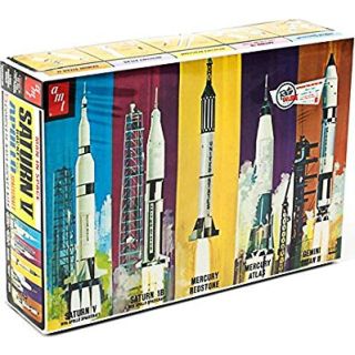 Man in Space Rocket Set with Saturn V Rocket and Apolo Spacecraft 1/200 [AMT]