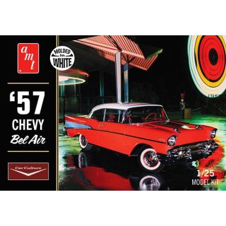 1957 Chevy Bel Air (molded in white) 1/25 [AMT]