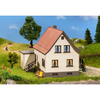 Residential House with Garage 12.6 cm x 13.2 cm, 9.5 cm high