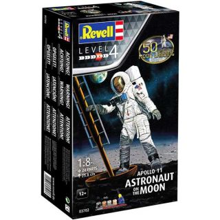 Apollo 11 Astronaut on the Moon (Moon Landing 50th Anniversary) Gift Set 1/8 [Revell]