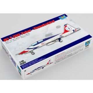 US T-38A Talon - Thunderbird 1/48 [Trumpeter]