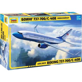 Airliner Boeing 737-700/C-40B 1/144 [Zvezda]