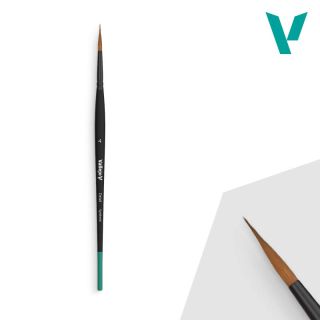 Vallejo Detail Brush: Round Synthetic Brush No. 4 